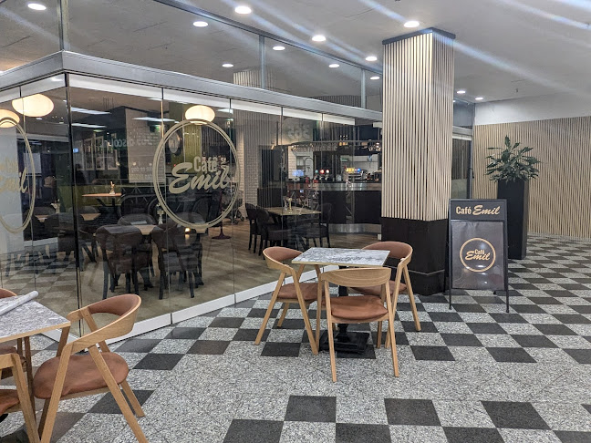Café Emil - Holte