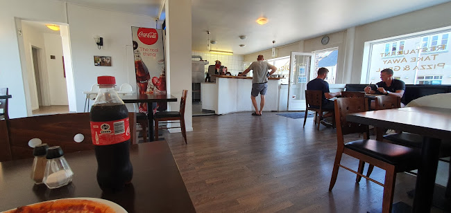 Opinii despre Quick Bistro v/Helal N Hassan în Oksbøl - Gastronomi og hotelvirksomhed