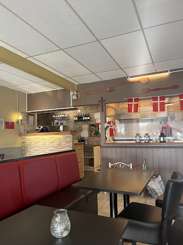 Opinii despre Costa Paradiso Restaurant în Rønnede - Gastronomi og hotelvirksomhed