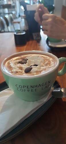 Opinii despre Petit Cafe în København - Gastronomi og hotelvirksomhed