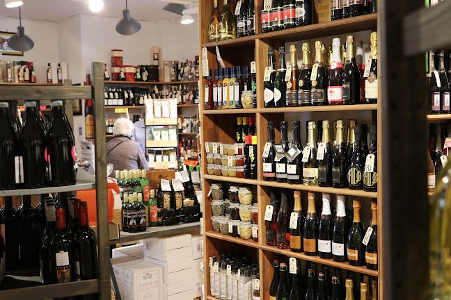 Comentarii opinii despre Holte Vinlager