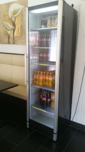 Mamas Pizza Og Grillbar