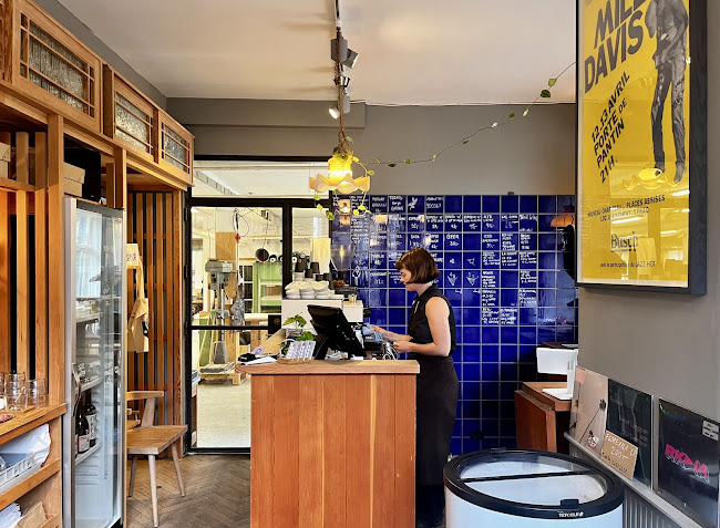 Sneezing Fruits - Gastronomi og hotelvirksomhed