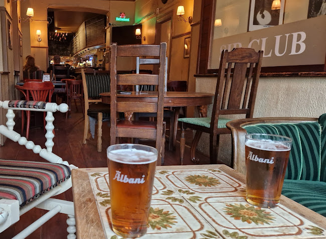 Sir Club - Gastronomi og hotelvirksomhed