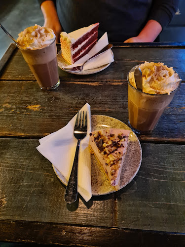 HMY Construction - Gastronomi og hotelvirksomhed