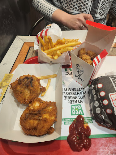 Comentarii opinii despre KFC