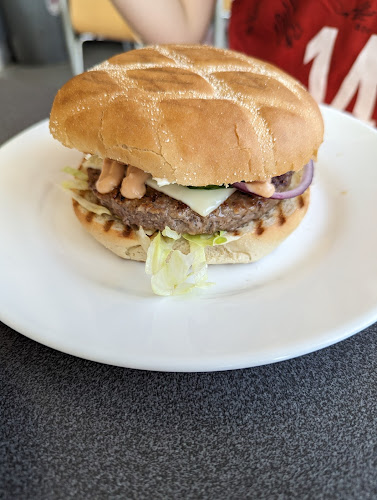 Timeout - Gastronomi og hotelvirksomhed