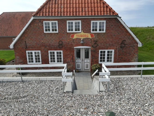 Opinii despre Hjørnekro v/Grethe Müller în Højer - Gastronomi og hotelvirksomhed
