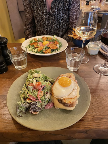 Bistro Le Clos - Gastronomi og hotelvirksomhed