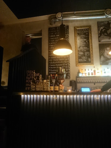 Comentarii opinii despre Blue Raven