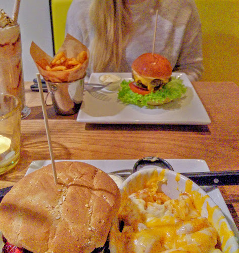 Shakedown Burgers & Shakes - Gastronomi og hotelvirksomhed