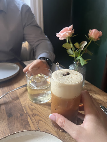 Comentarii opinii despre Salon 39