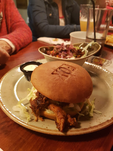 Comentarii opinii despre Fox and Hounds