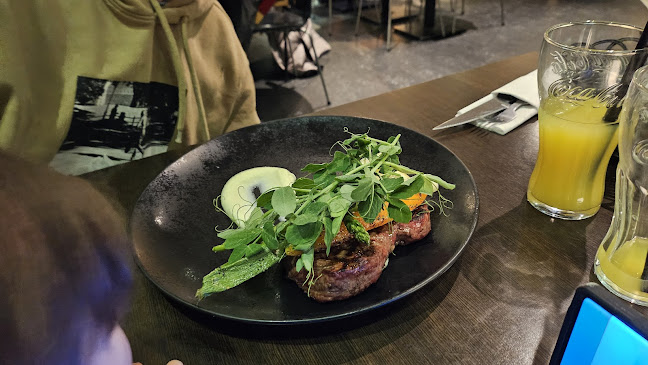 Cafe La Casa - Gastronomi og hotelvirksomhed