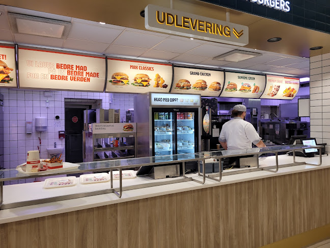 Opinii despre MAX Burgers în København - Gastronomi og hotelvirksomhed