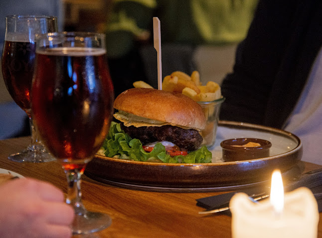 Ja Tak Spisehus - Gastronomi og hotelvirksomhed