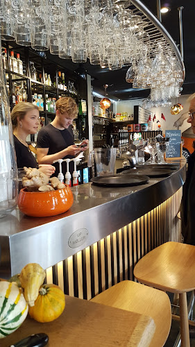 Comentarii opinii despre Cafe Vi2