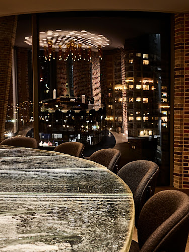 Comentarii opinii despre Restaurant Lyst