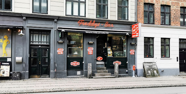 Freddys Bar