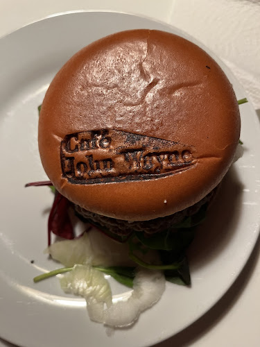 Comentarii opinii despre Café John Wayne