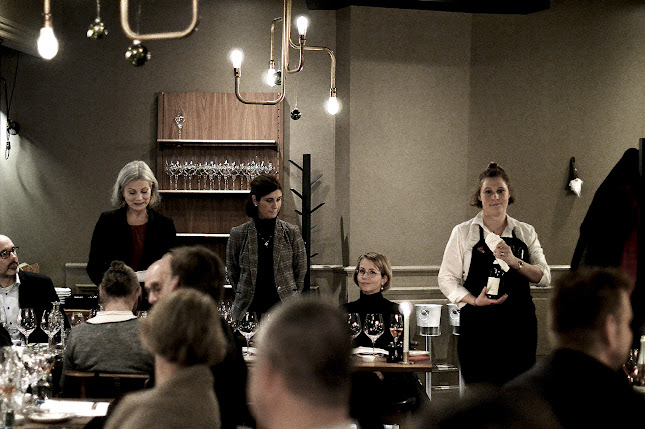 Comentarii opinii despre Winefamly