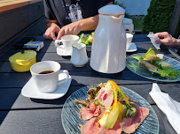 Boutique Helle, Cafe, Brugskunst & Møbler Outlet - Gastronomi og hotelvirksomhed