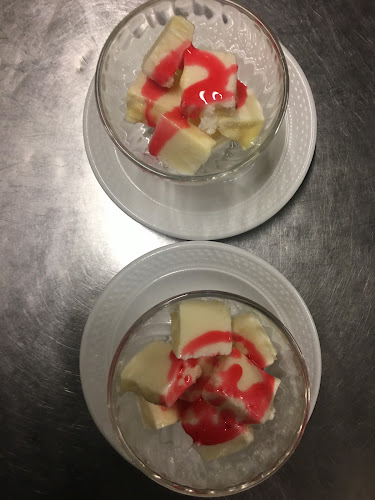 Opinii despre Garam Masala, The Authentic Indian and Continental Kitchen în København - Gastronomi og hotelvirksomhed