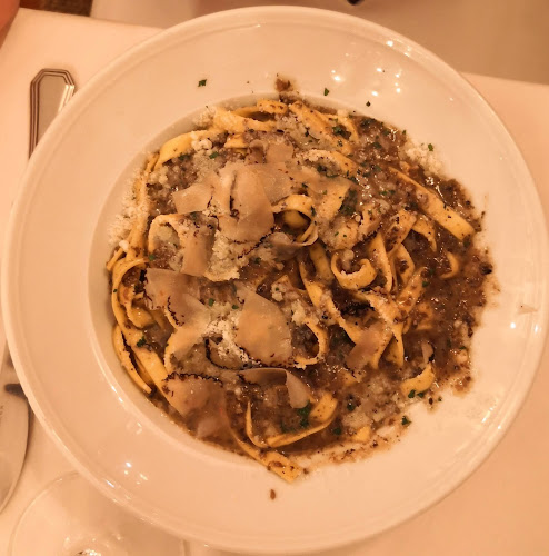 La Buca - Gastronomi og hotelvirksomhed