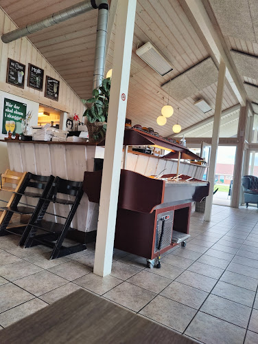 Comentarii opinii despre Café John Wayne