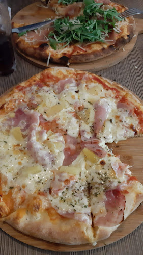 Comentarii opinii despre Piccola Pizza