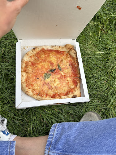 Juli Pizzeria - Gastronomi og hotelvirksomhed