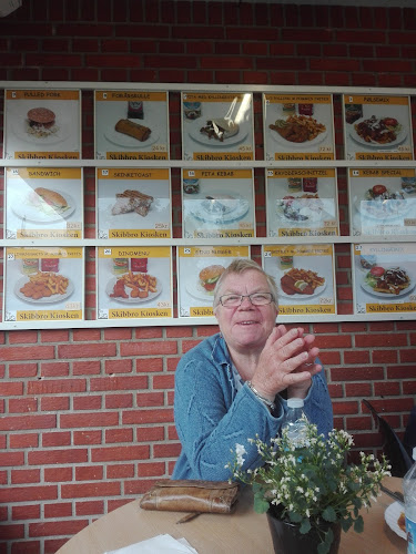 Opinii despre Cafe Skibbroen, Tønder în Tønder - Gastronomi og hotelvirksomhed
