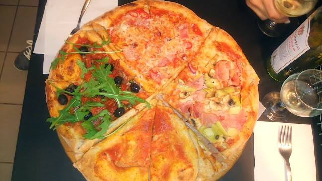 La Tradizionale Pizzeria - Gastronomi og hotelvirksomhed