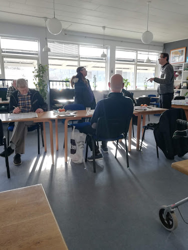 Paraplyen - Taastrup