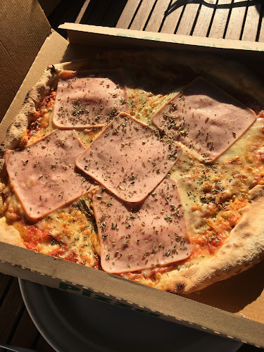 Comentarii opinii despre Gastronomia Smeralda (Karlslunde)