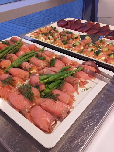 Opinii despre Mariagerfjord Golfrestaurant în Hadsund - Gastronomi og hotelvirksomhed