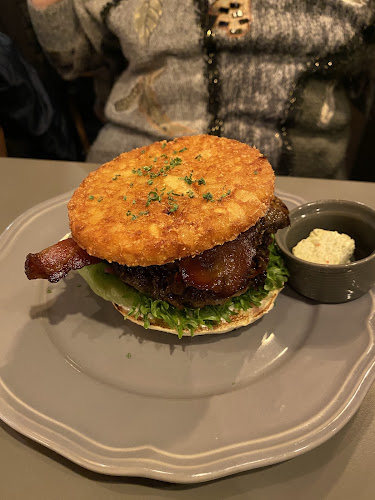 Halifax - Gastronomi og hotelvirksomhed