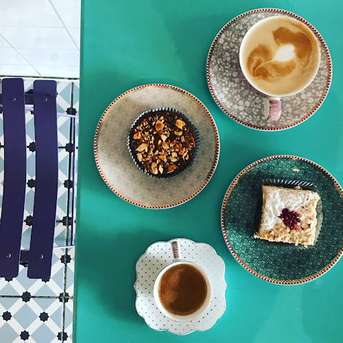 Opinii despre Grannys House în Dragør - Gastronomi og hotelvirksomhed