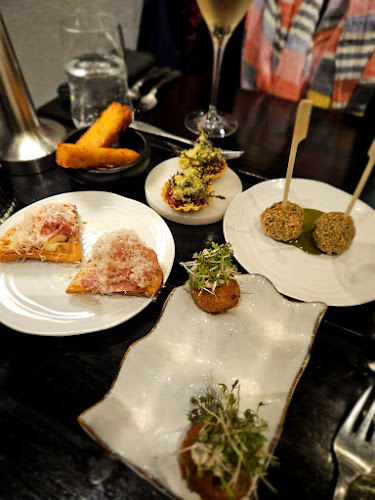 Restaurant Rebel - Gastronomi og hotelvirksomhed