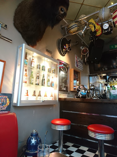 Comentarii opinii despre MACKIES