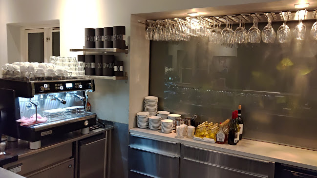 Café Bomhuset - Charlottenlund