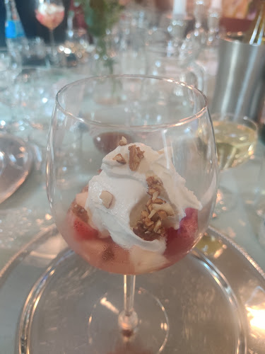 Opinii despre Sulsted Kro în Sulsted - Gastronomi og hotelvirksomhed