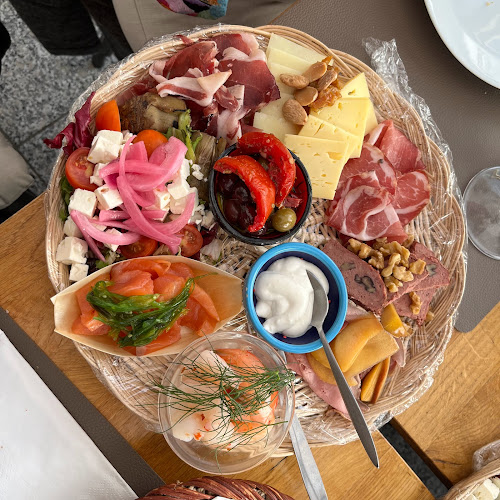 Opinii despre Sydens Vine & Delikatesser în Dronningmølle - Gastronomi og hotelvirksomhed