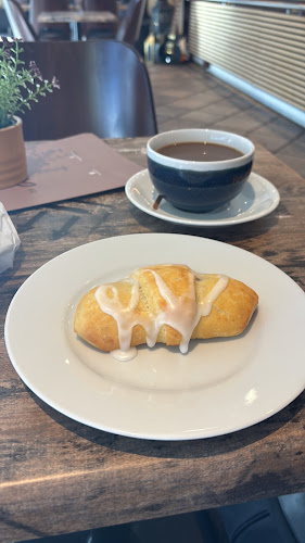 Den Gyldne Ovn - Gastronomi og hotelvirksomhed