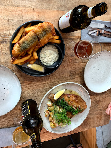 Opinii despre H3 Fiskerestaurant în København - Gastronomi og hotelvirksomhed
