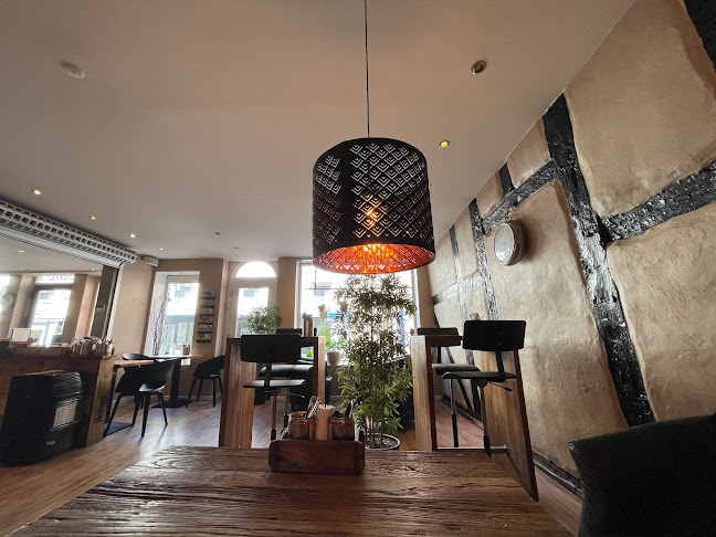 Cafe Karisma - Gastronomi og hotelvirksomhed