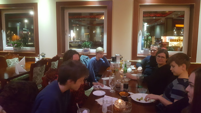 Asian Restaurant - Gastronomi og hotelvirksomhed