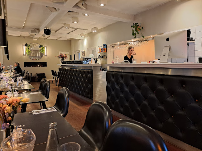 Café Bomhuset - Gastronomi og hotelvirksomhed