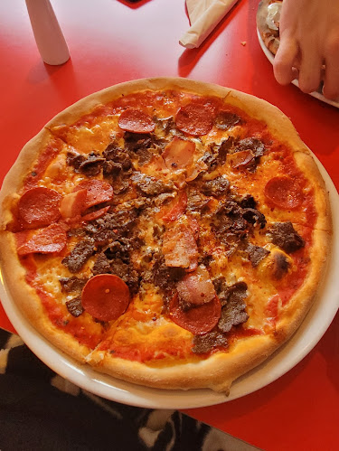 Opinii despre Konya Pizza & Cafe în Nykøbing Falster - Gastronomi og hotelvirksomhed