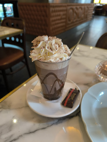 Opinii despre Cafe Oscar în København - Gastronomi og hotelvirksomhed